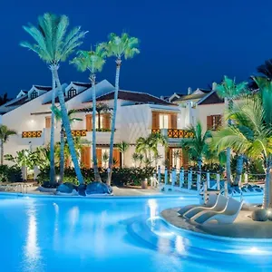 https://first-line-apartment-playa-de-las-americas-tenerife.tenerifehoteles.net